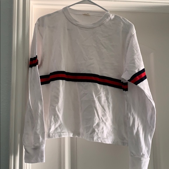 Brandy Melville Acacia Top - Picture 3 of 4